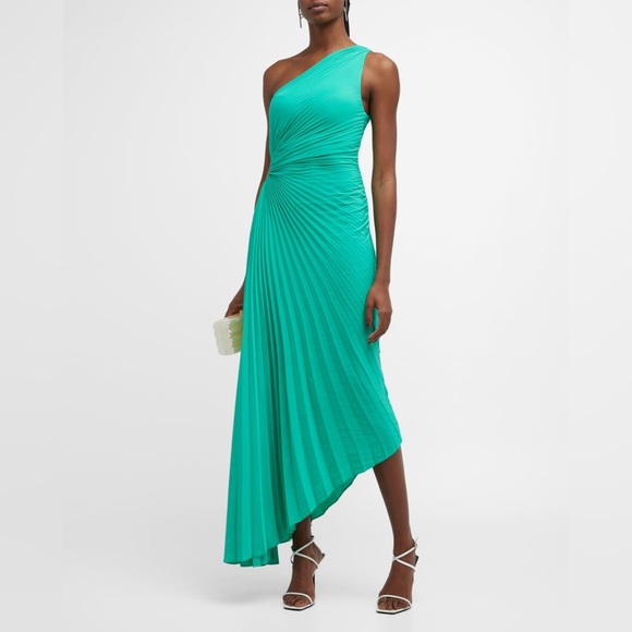 A.L.C.
Delfina Pleated One-Shoulder Gown - Picture 5 of 9